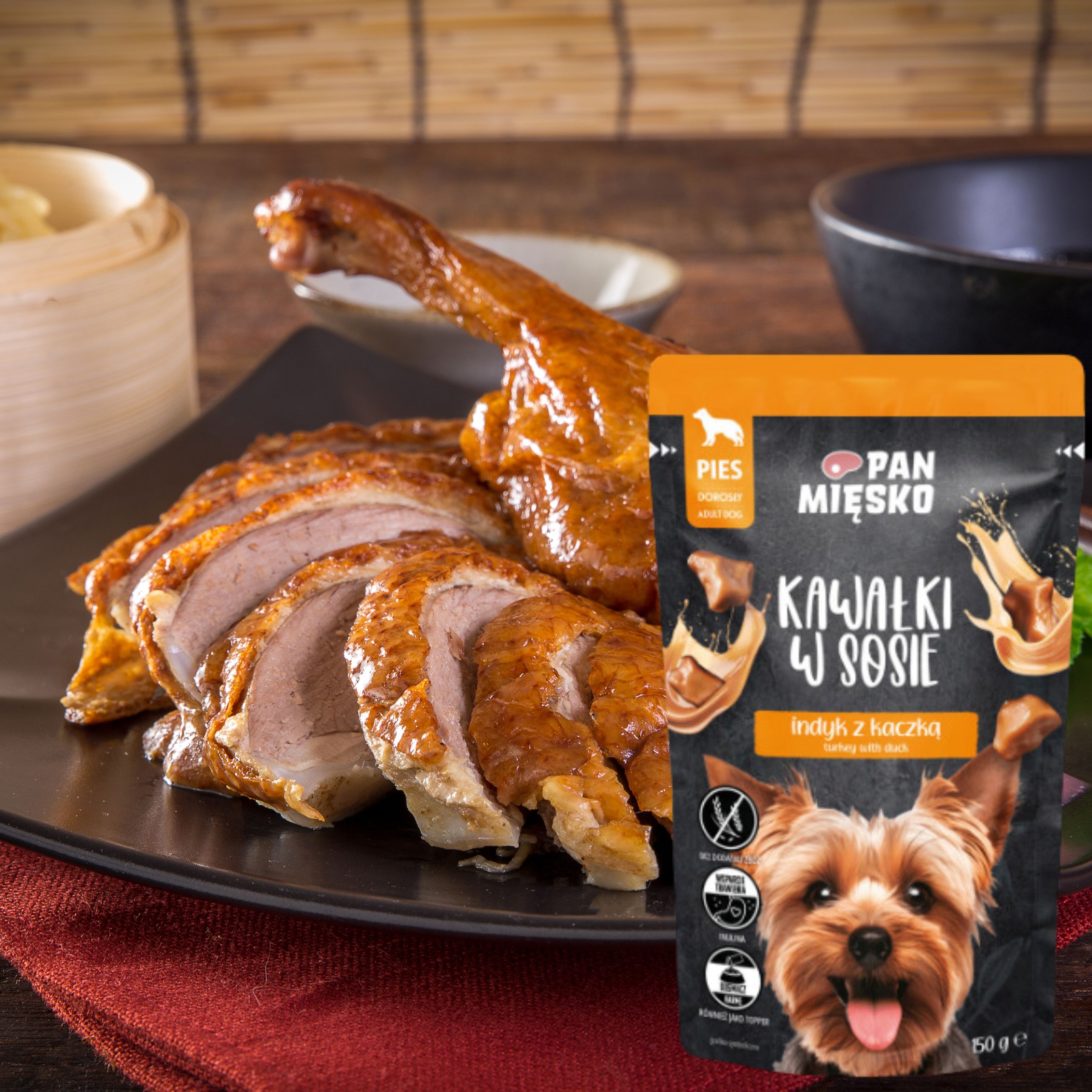 Mokra karma dla psa Kawałki w sosie Indyk z kaczką Pan Mięsko 150g bez zbóż